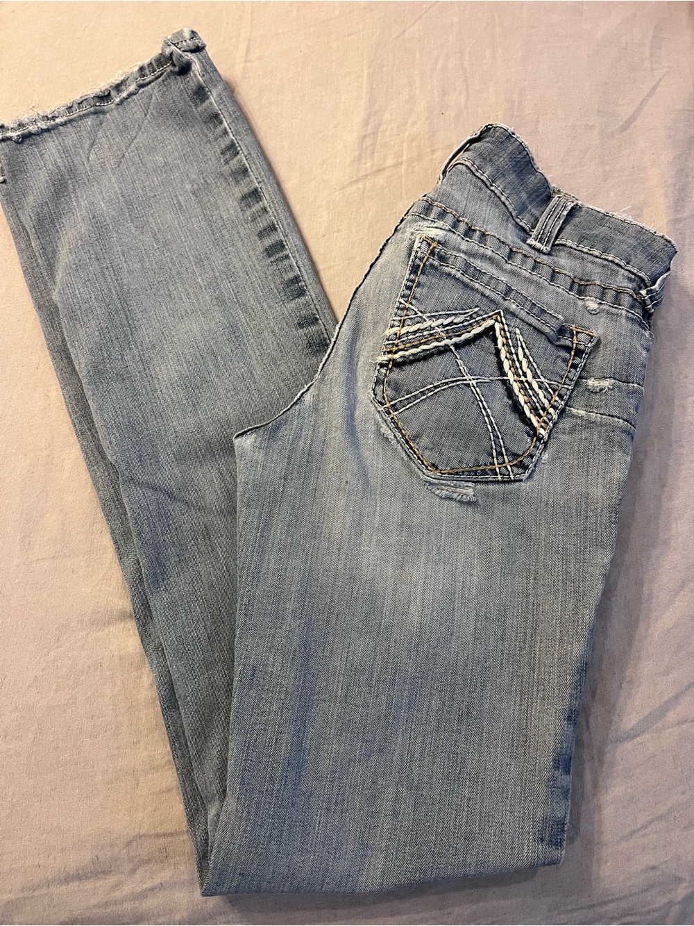 Size 28 long- Ariat Women's R.E.A.L. Mid Rise Whipstitch Boot Cut Jeans - Picture 2 of 6